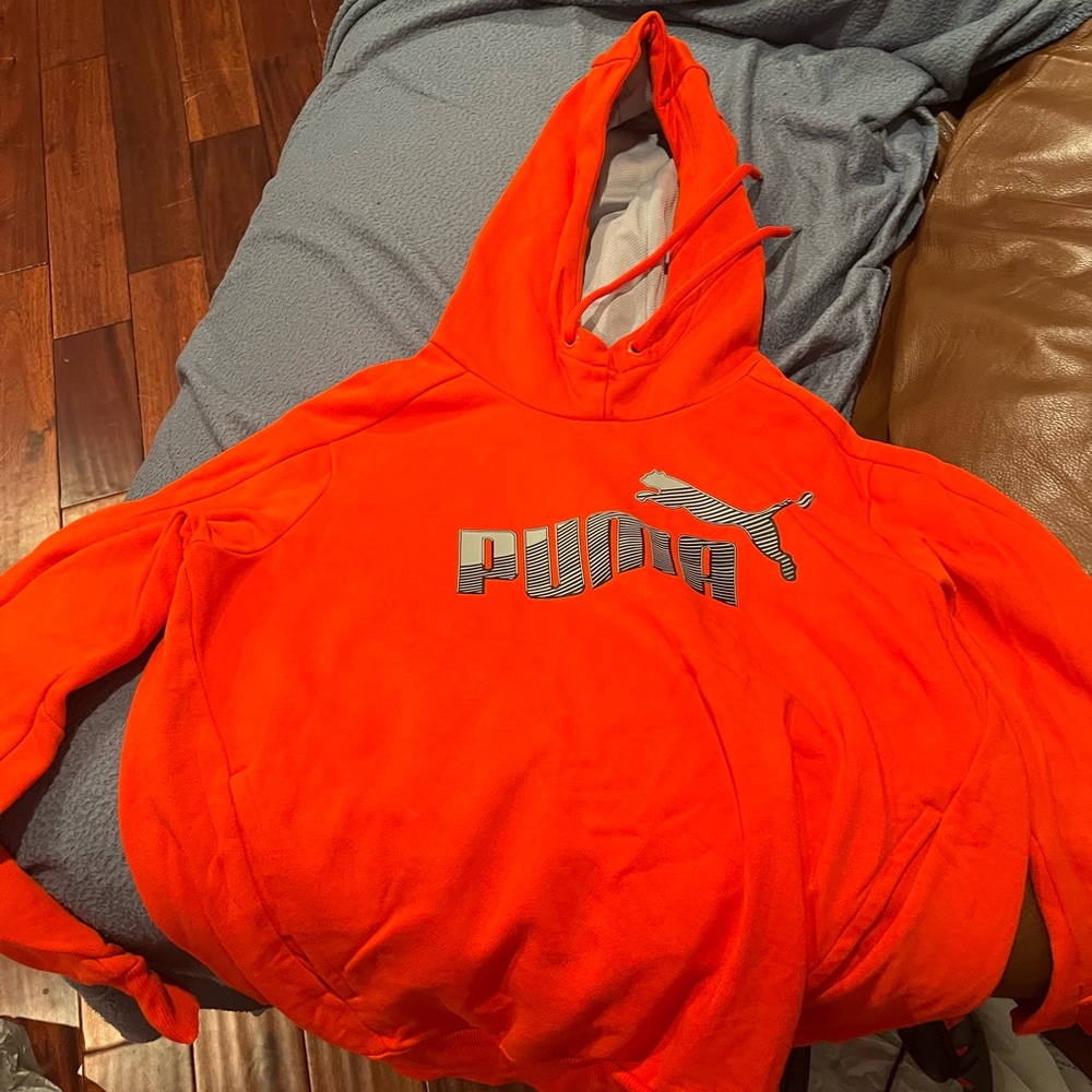 Puma Sweatshirt Size Small